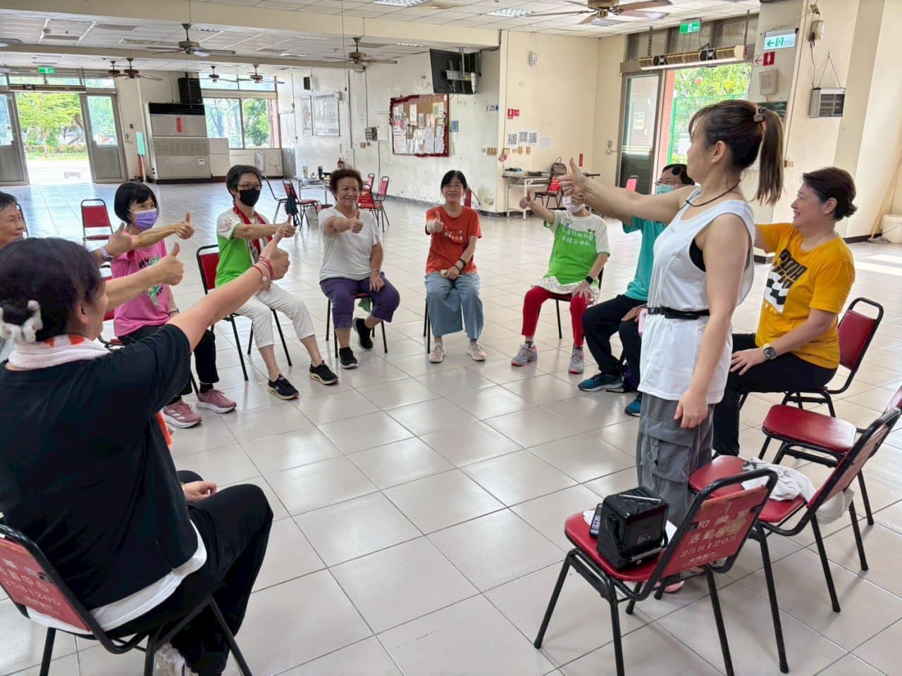 portrait-mom-daughter-playing-outdoor-enjoying-family-time